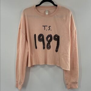 3For$20 Independent Taylor Swift Women's Pink Graphic Crop Sweater size Large